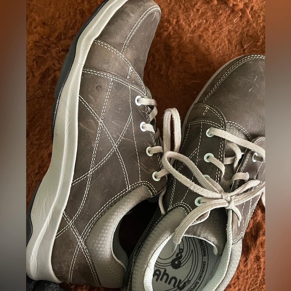 Ahnu Women's Gray Lace-Up Casual Shoes